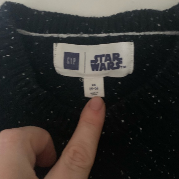 GAP Star Wars Sweater - Picture 2 of 2